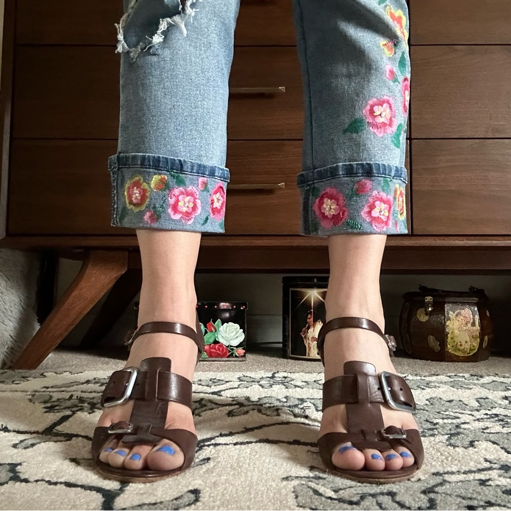 vintage 90s cole haan brown leather strappy buckle heels / size 8 - Picture 4 of 9